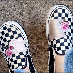 Rose checkered vans